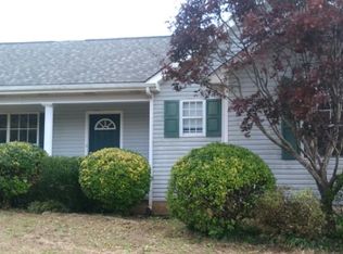 120 Berry Dr, Madisonville, TN 37354