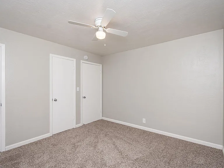 801 McClatchy Way — Photo 11