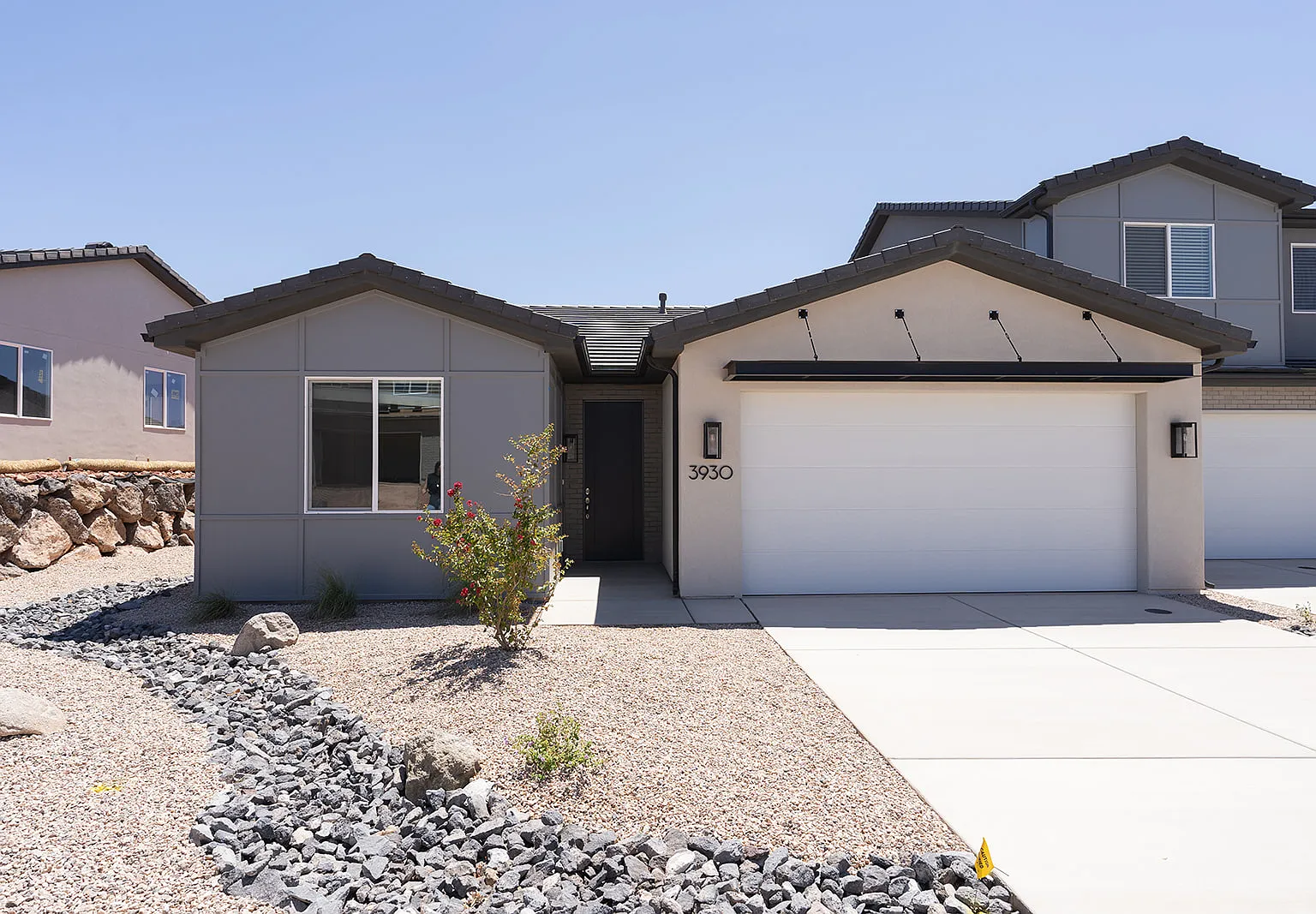 3 bed, 1630 sqft, $2,400 — Photo 1