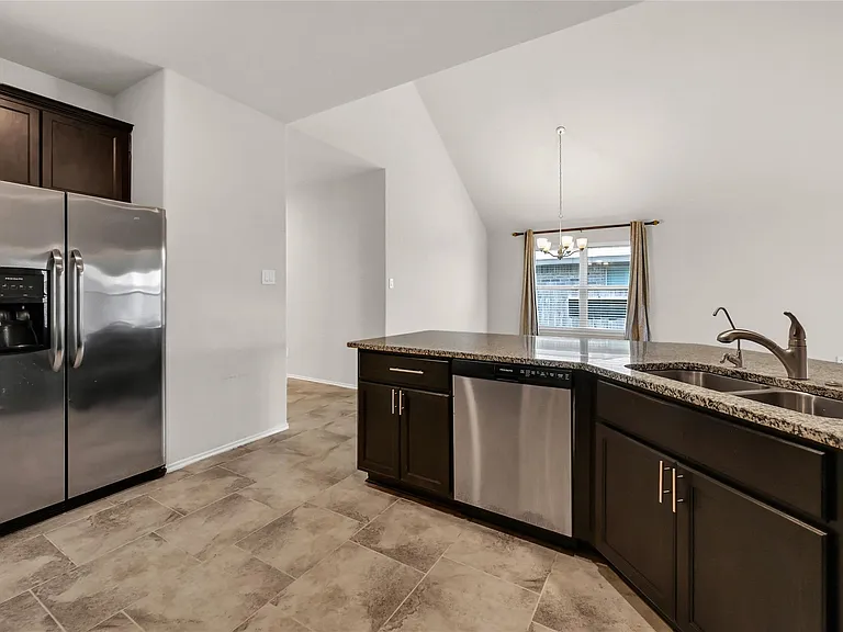 23723 Giardini Dr — Photo 13