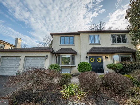 3 Sweet Gum Ln, Horsham, PA 19044