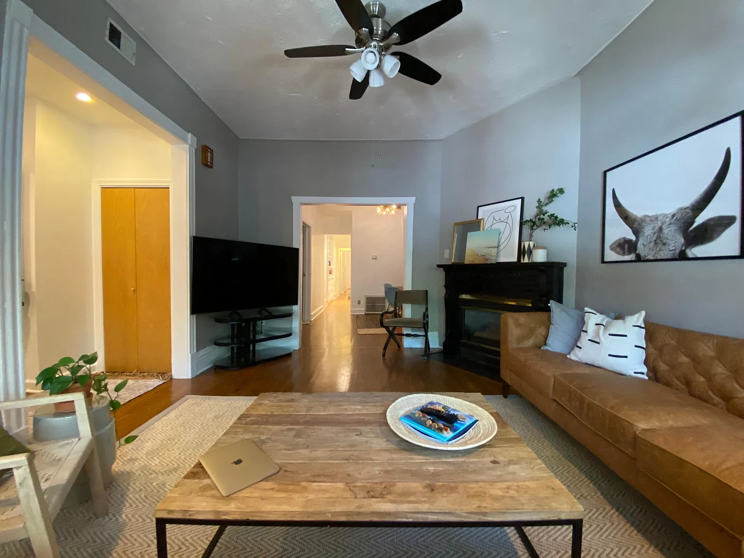 6 bed, 2100 sqft, $8,000 — Photo 3