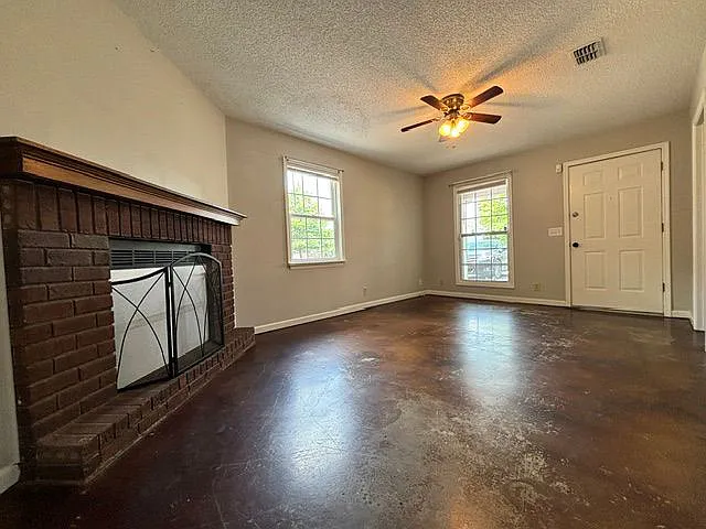 420 Jonquil Ct — Photo 9
