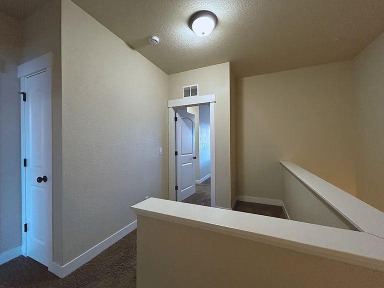 2521 Des Moines Dr #104 — Photo 22