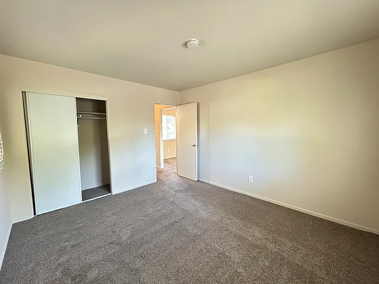 1362 Ulfinian Way #1362 — Photo 11