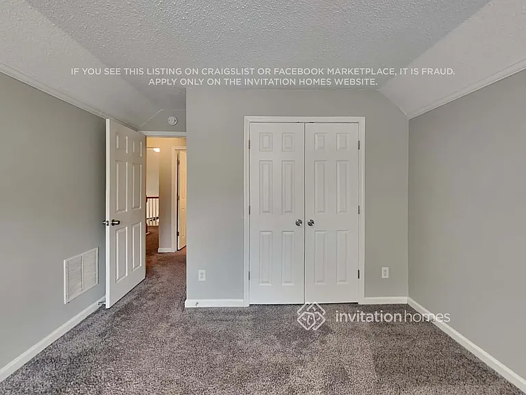 2125 Beckenham Pl — Photo 13