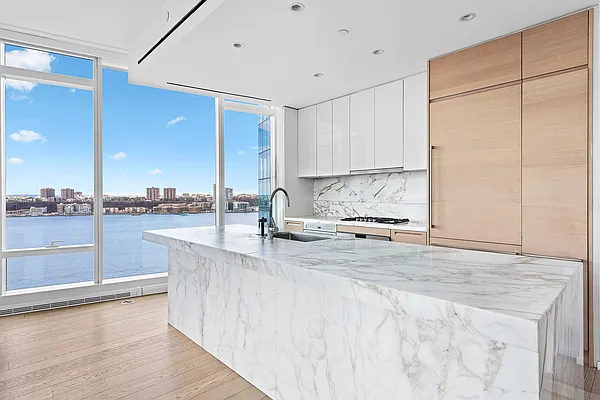 Kitchen, photo 1