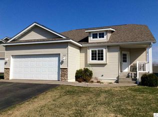 223 Bluffs Ridge Ct, Duluth, MN 55811