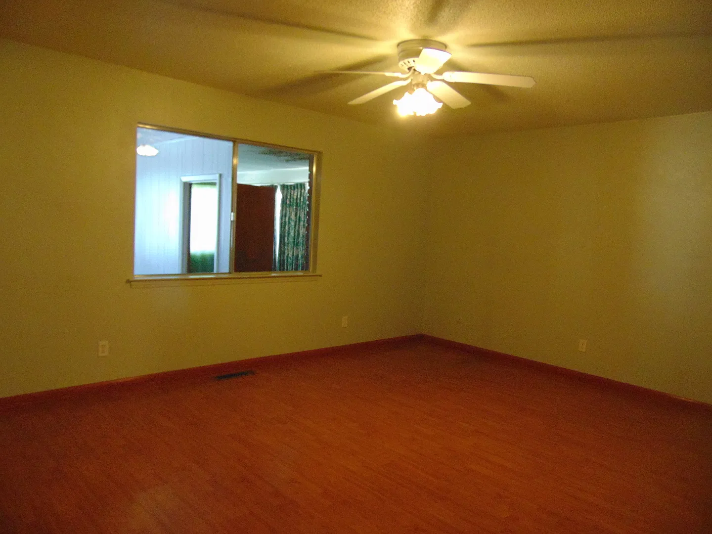 Beautiful Home in NE Albuquerque — Photo 4