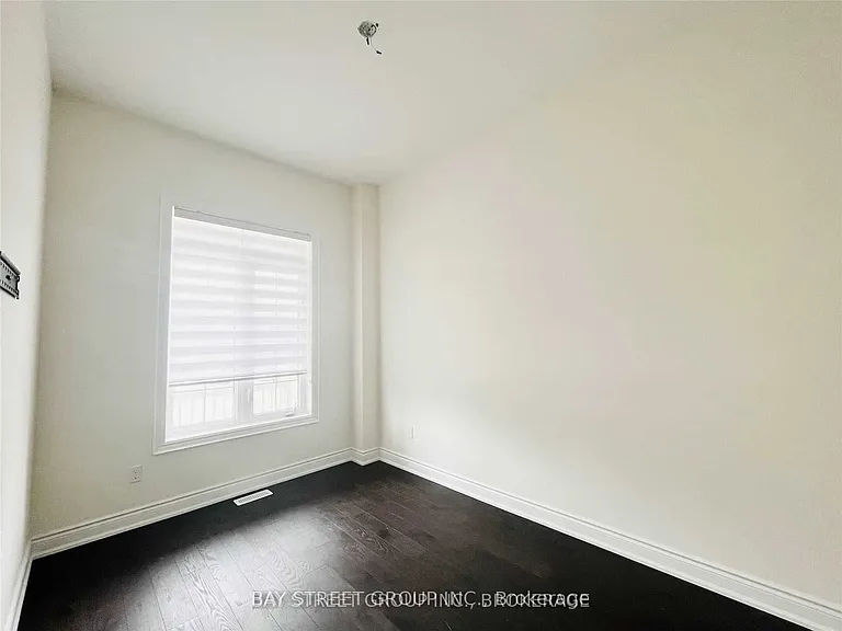 83 Muirfield Dr — Photo 4