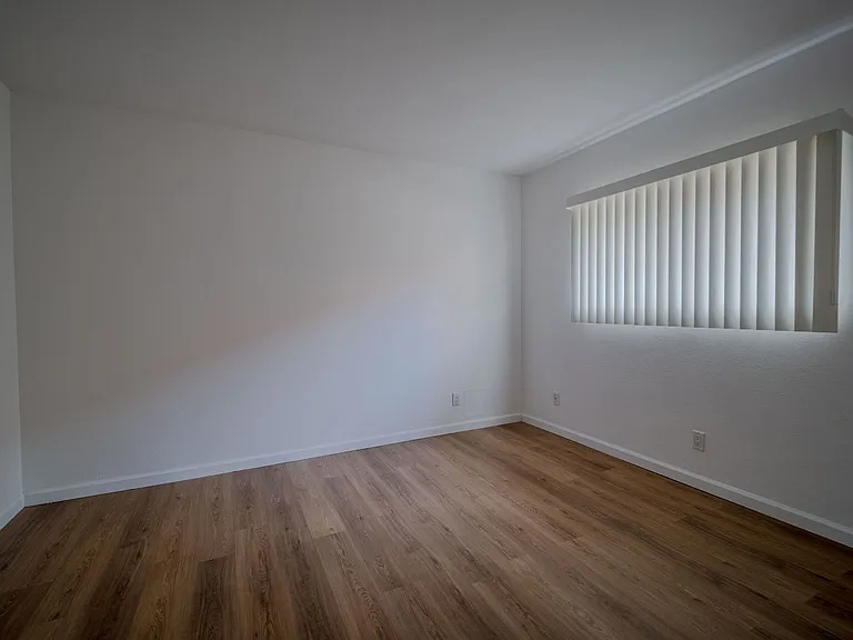 18950 Mount Walton Cir — Photo 25