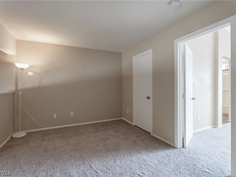 9668 Belle Regal St — Photo 28