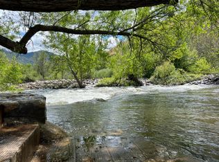 40863 Sierra Drive #D, Three Rivers, CA 93271