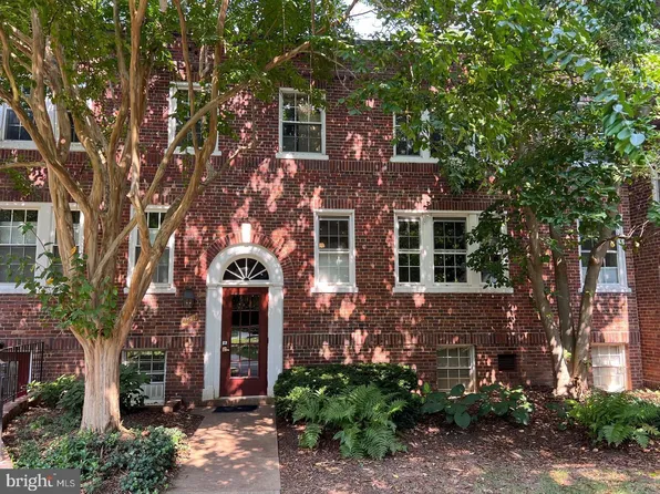 1741 N Troy St #8-422, Arlington, VA 22201