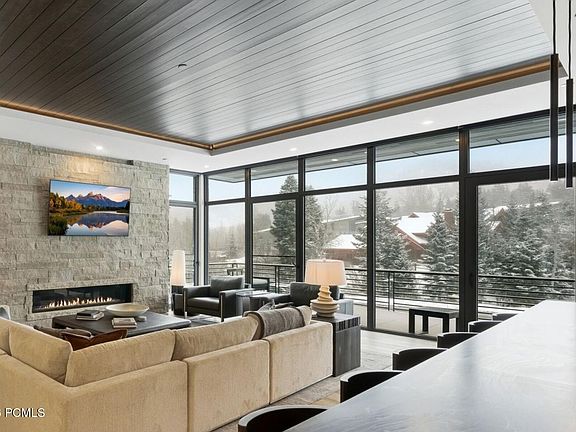 3rd image of 2306 Red Pine Rd #3