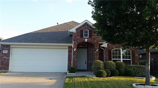 1st image of 1621 Castle Creek Dr