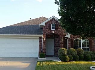 1621 Castle Creek Dr, Little Elm, TX 75068