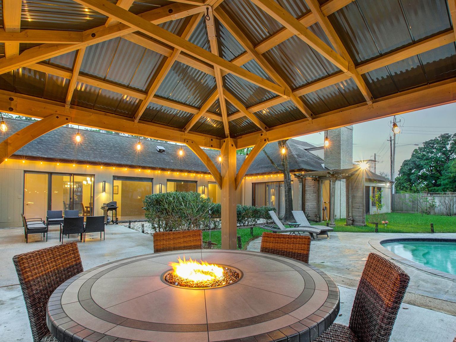 19 Windermere Ln, Houston, TX 77063 Zillow