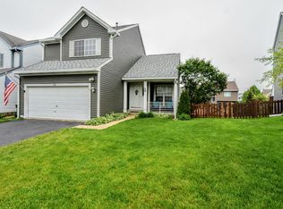 64 E Rustic Ln, Round Lake Beach, IL 60073