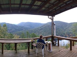 909 Yonah Lake Rd, Toccoa, GA 30577