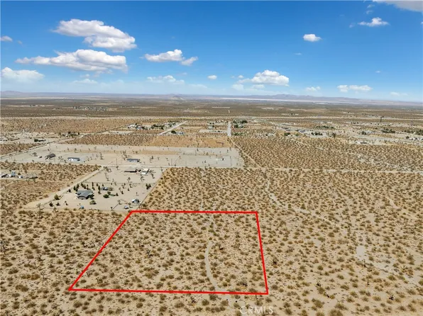 1 Wintergreen Rd, Pinon Hills, CA 92372