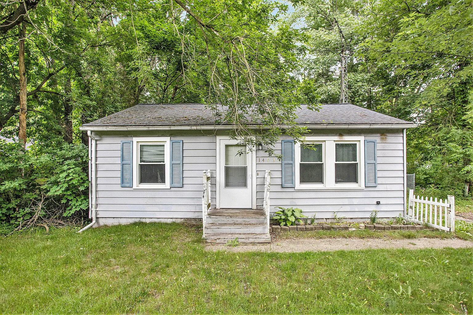 1493 Remus St photo 1
