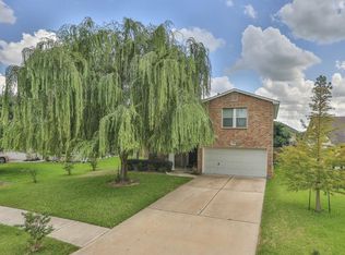 19843 Rustic Lake Ln, Cypress, TX 77433