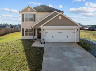 368 Brann Rd, Browns Summit, NC 27214