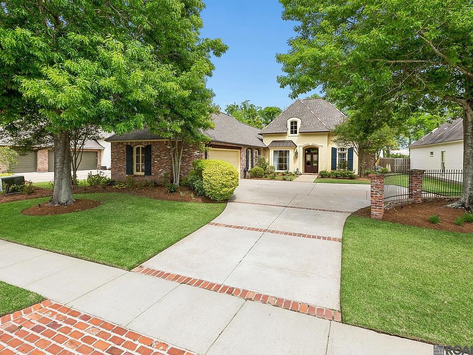 1st image of 13528 Landmark Dr