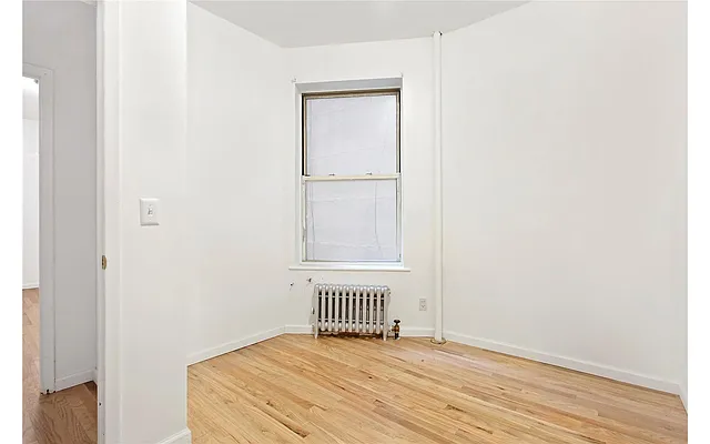 Rented by Renetta Real Estate | media 70