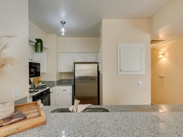 2251 Wigwam Pkwy APT 1016, Henderson, NV 89074