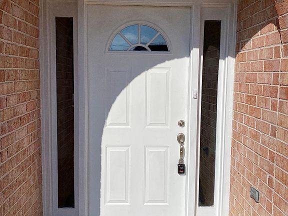 3rd image of 9004 Chimneyrock Blvd