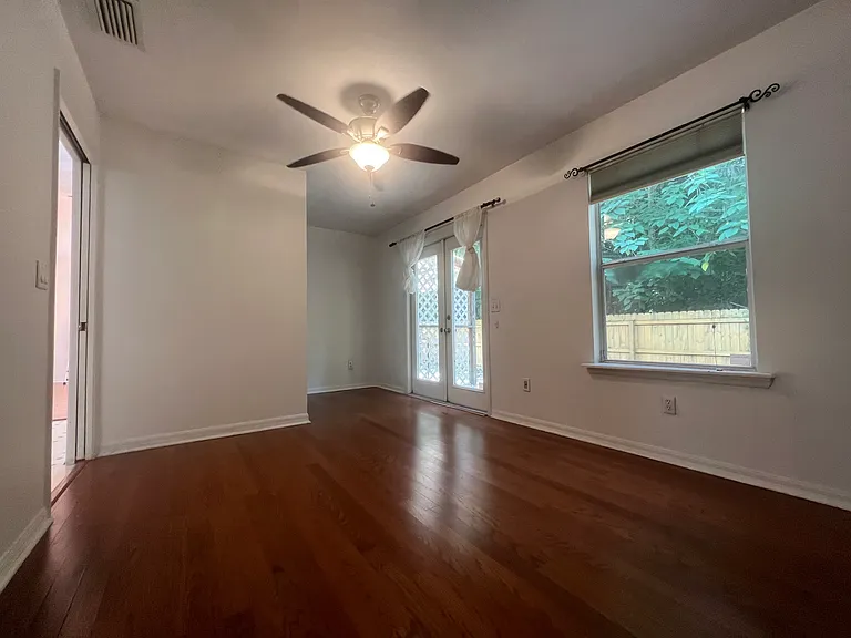 2857 SW 40th Pl — Photo 15
