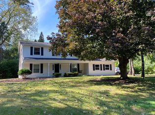 2S514 Cree Ct, Wheaton, IL 60189