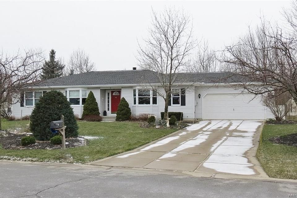 1st image of 4 Glencove Ct