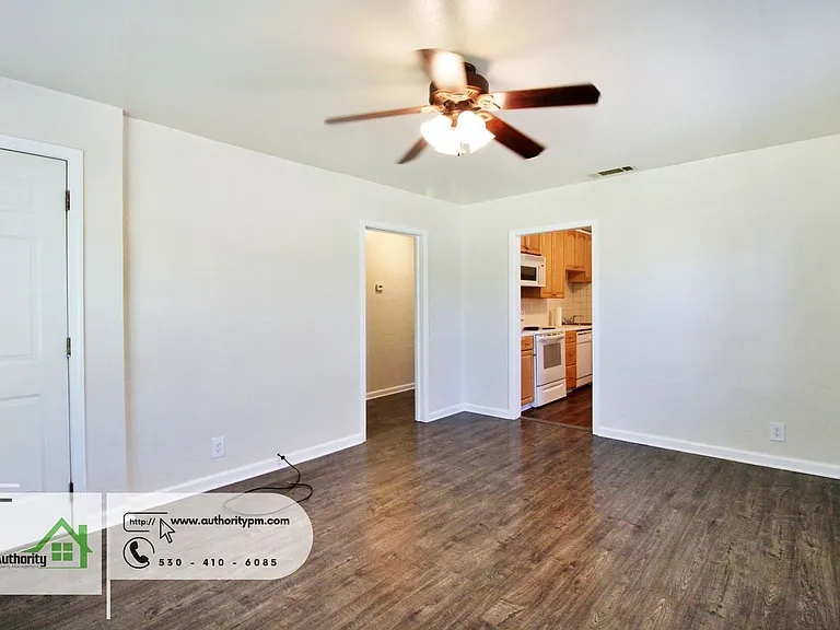 3010 Church St — Photo 4