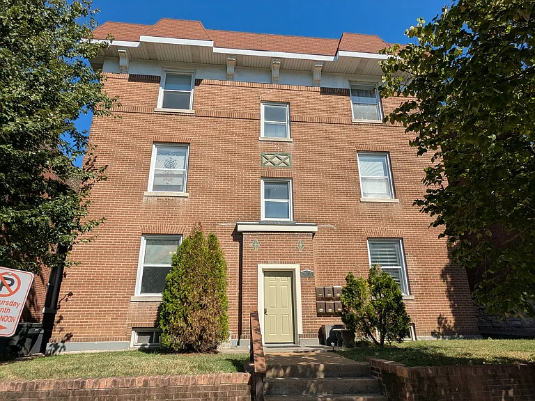 3911 Castleman Ave #2 — Photo 13