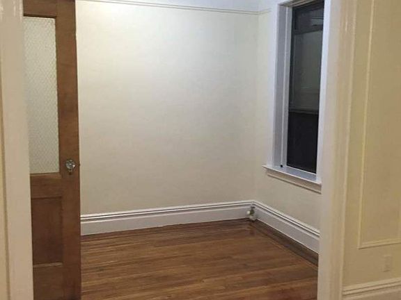 4th image of 3405 33rd St Bsmt 2