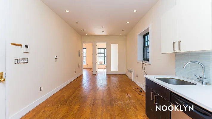 Rented by Nooklyn NYC LLC | media 15