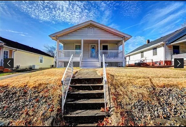 2 bed, 887 sqft, $1,100 — Photo 2