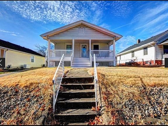 2nd image of 315 S 23rd Pl