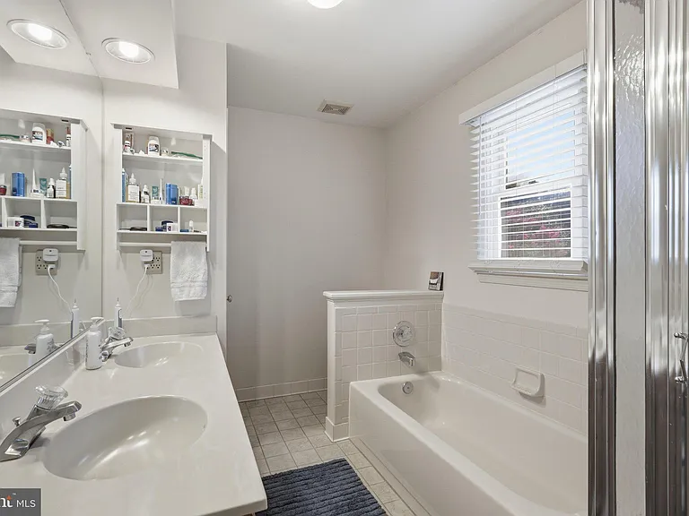 5406 Sequoia Farms Dr — Photo 13
