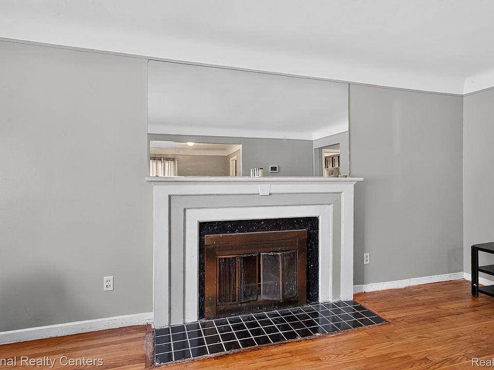 16725 Sunderland Rd, photo 7
