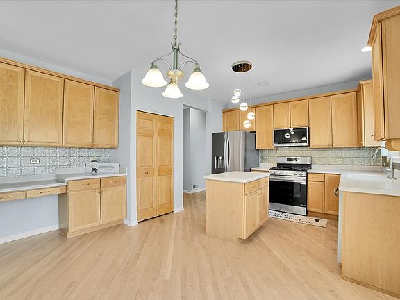 2nd image of 1793 Lanyon Dr