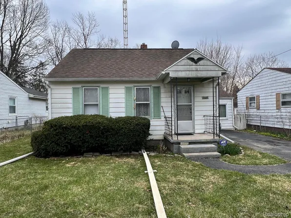 3089 W Mott Ave, Flint, MI 48504