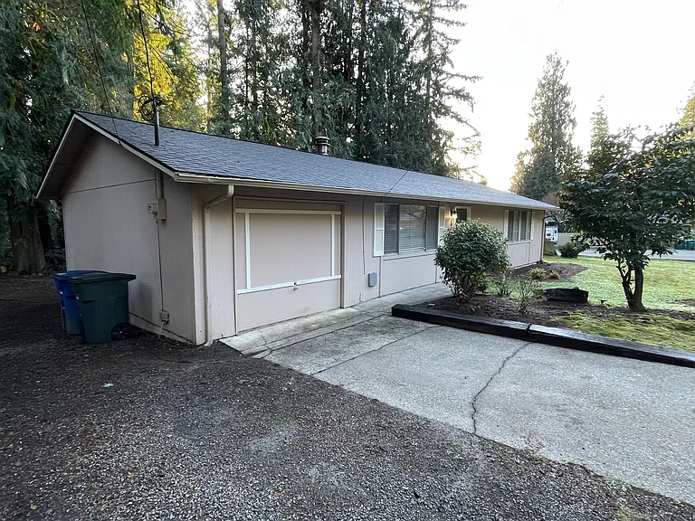 20905 NE 8th Pl — Photo 1