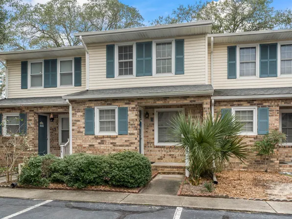 210 25th Ave. S #13, Myrtle Beach, SC 29577