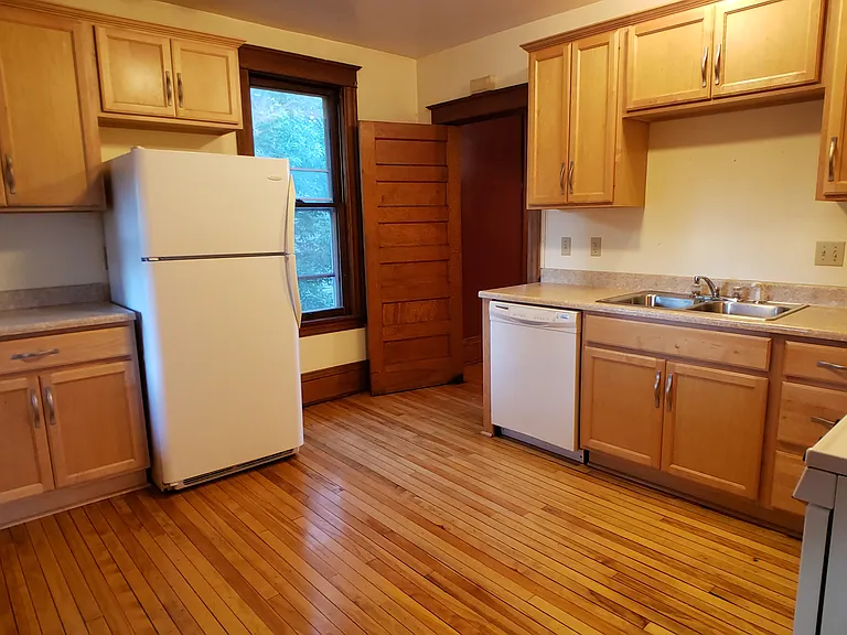 2713 Delaware St SE #3 — Photo 1
