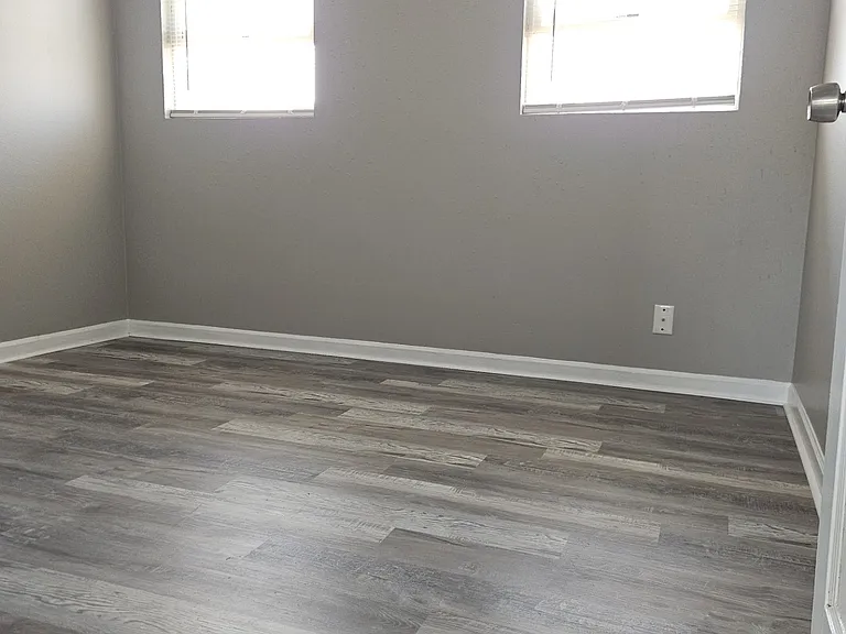 626 S Horton St — Photo 13