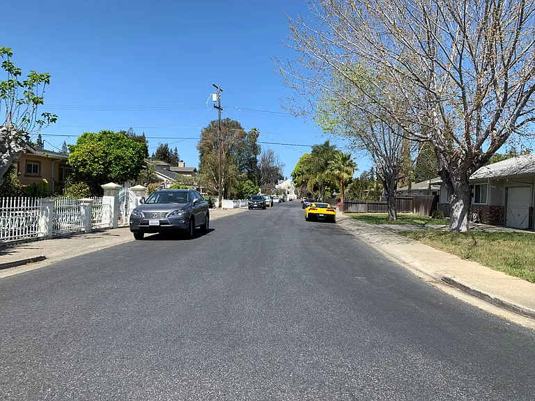 490 Doma Dr — Photo 11